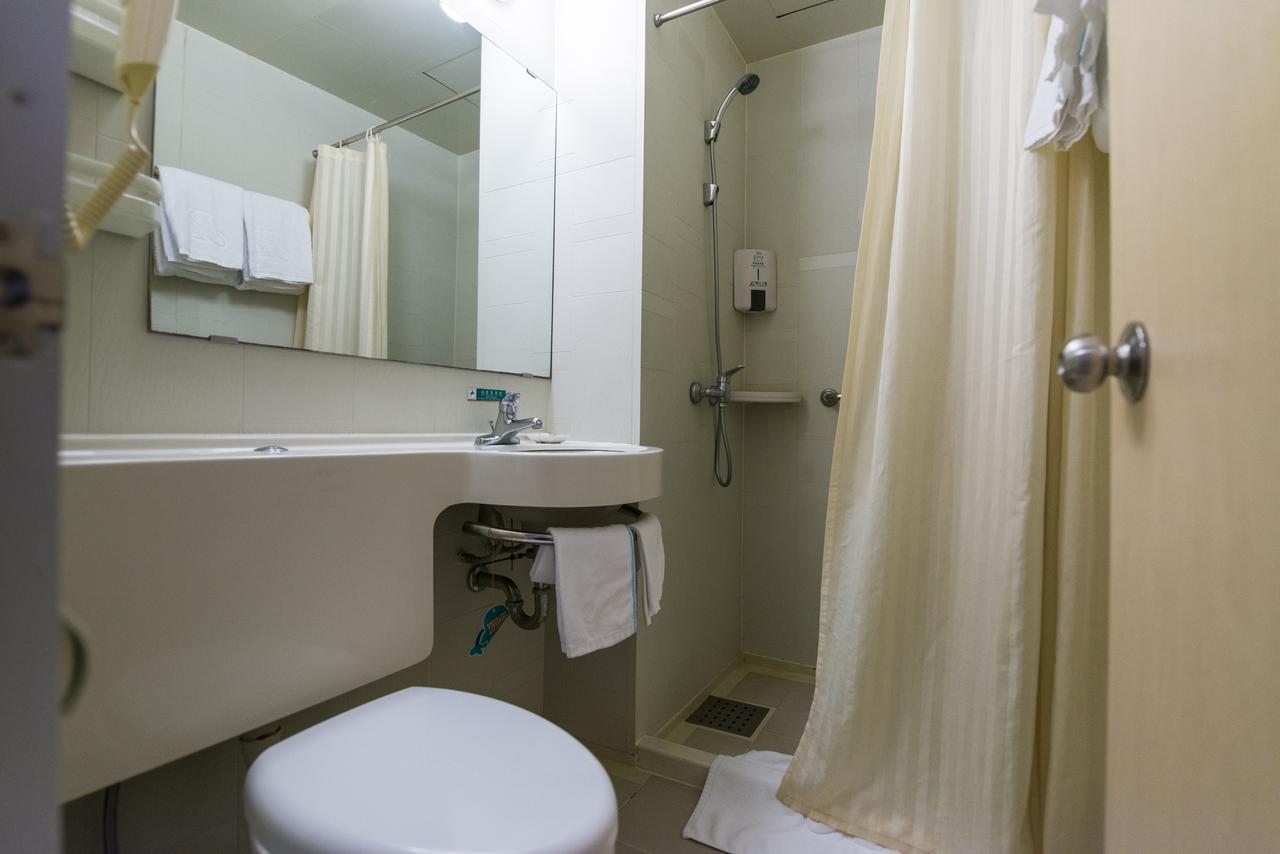 Jinjiang Select International Area East Kangqiao Road Hotel 2*
